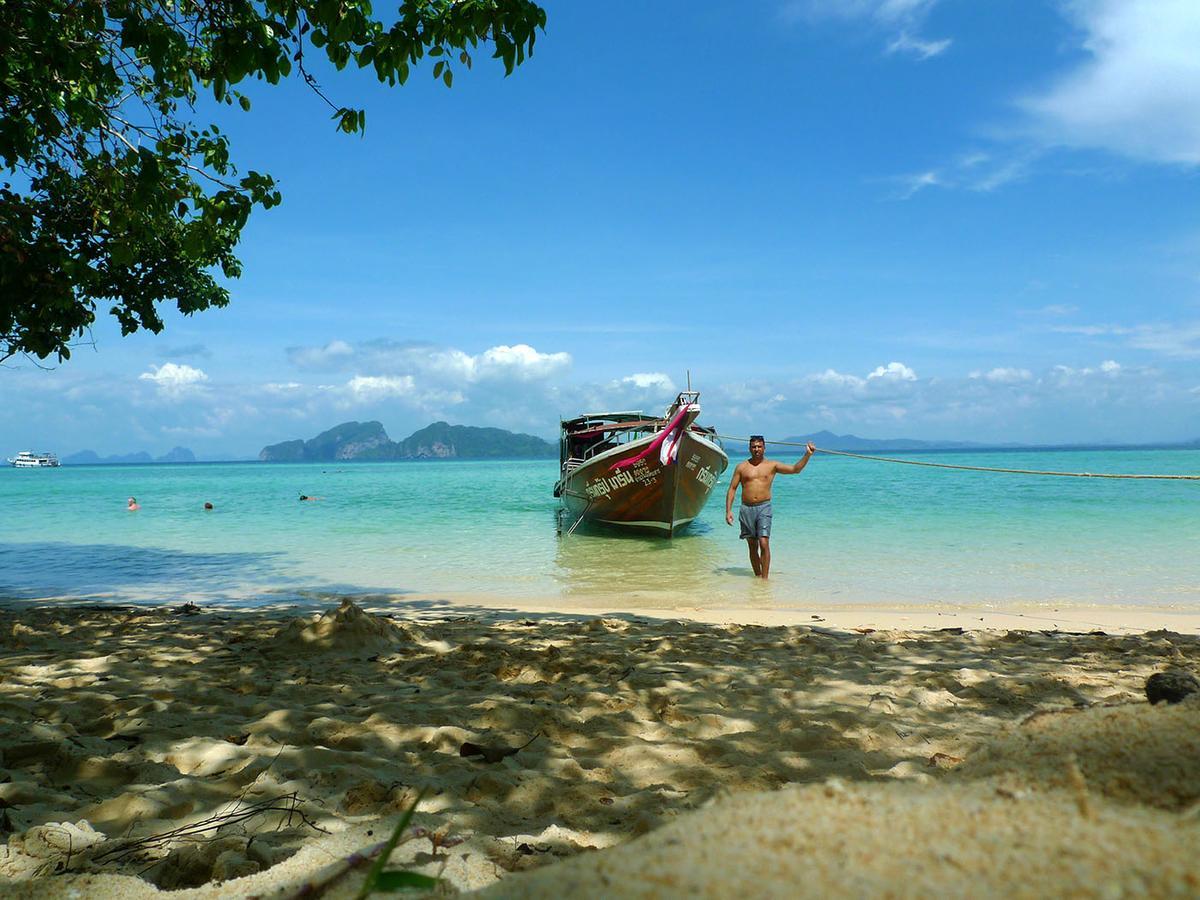 Baan Sri Lanta Sand Koh Lanta Room photo
